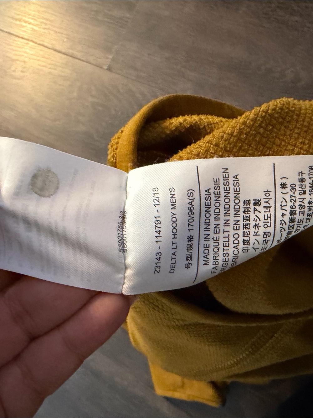 Arc'teryx Mustard Hooded Performance Jacket - Picture 4 of 5